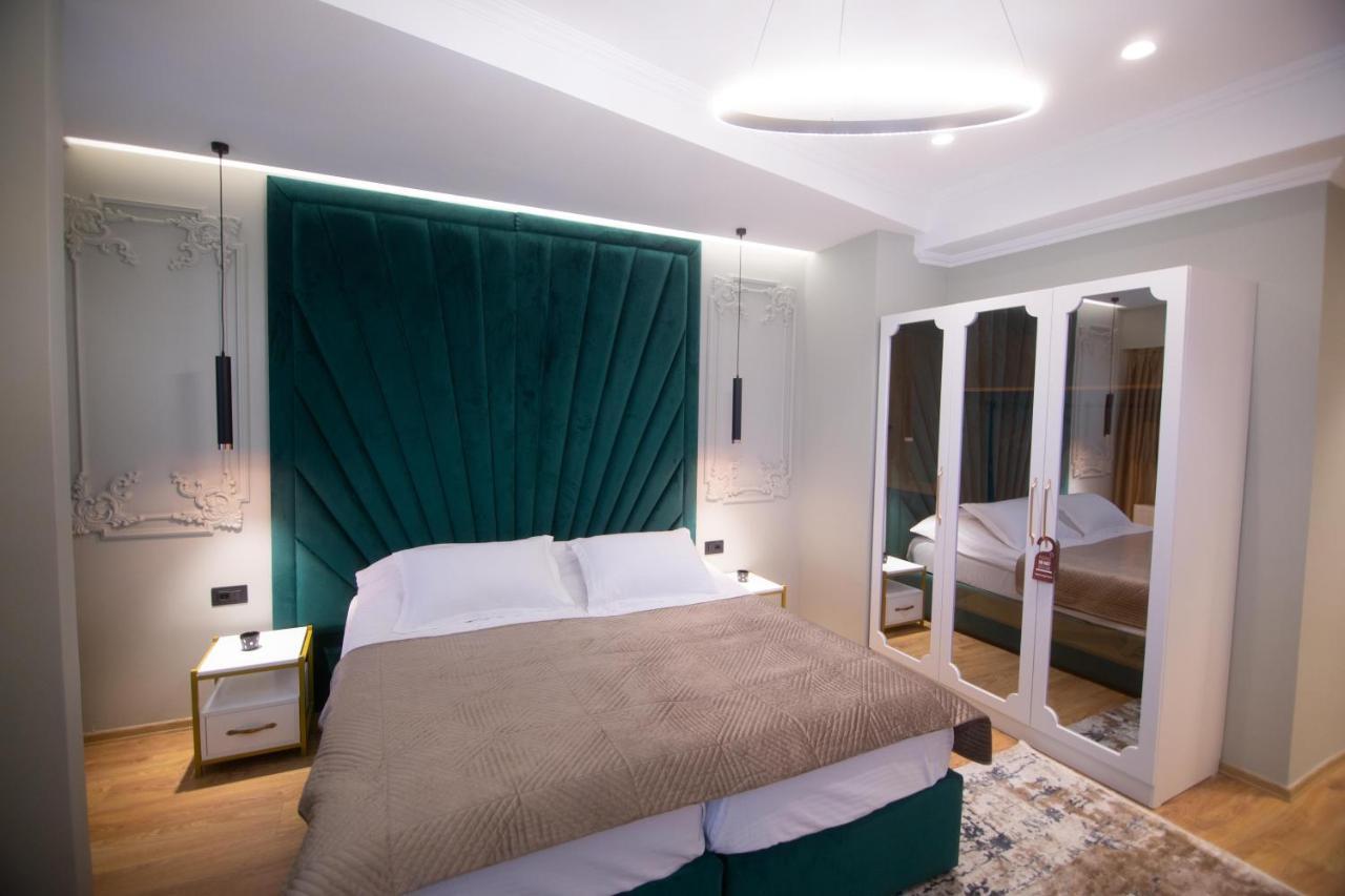 Sky View Hotel Корча Екстериор снимка