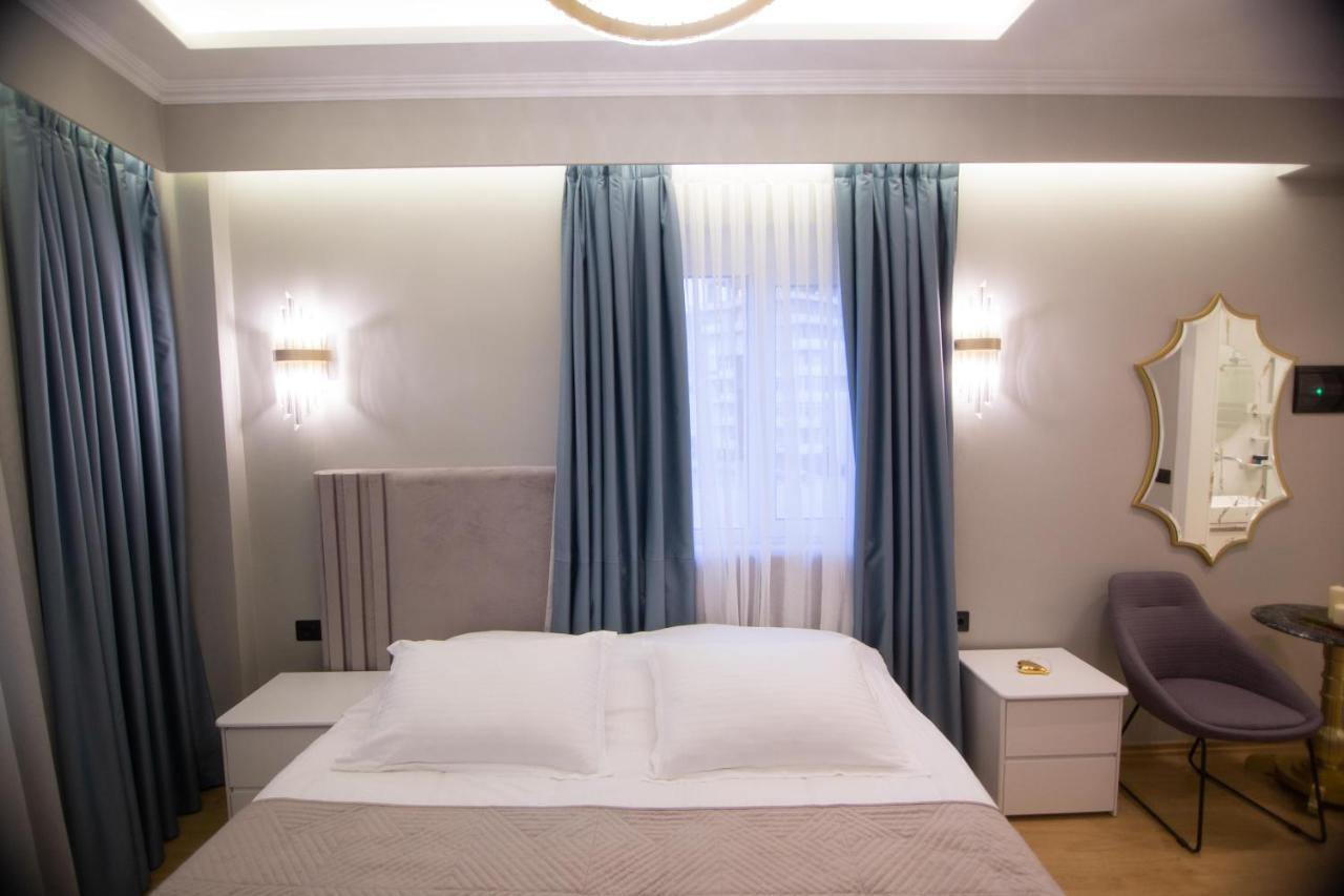 Sky View Hotel Корча Екстериор снимка